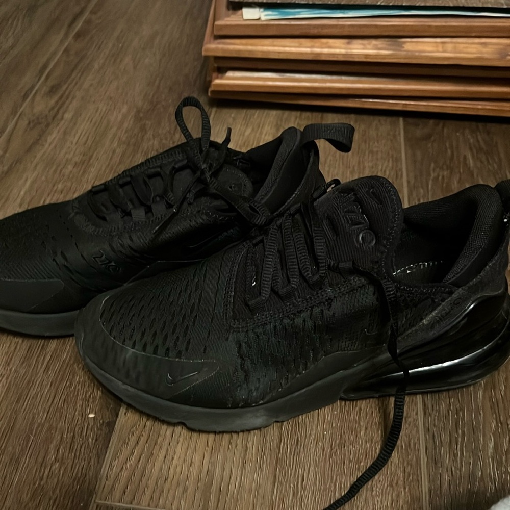 women’s nike air max 270’s